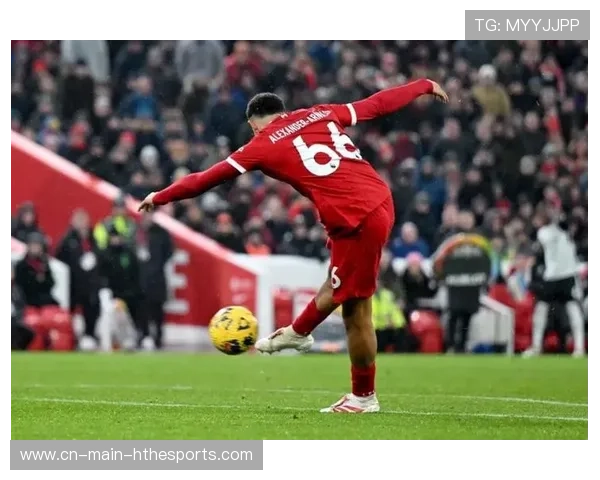 麦卡利斯特掌控中场节奏分球左路